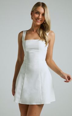 Graduation Dress Mid Size, Short White Dress Summer, Classy Mini Dress Chic, Classy White Mini Dress, White Summer Bridesmaid Mini Dress, White Lined Mini Dress For Formal Occasions, Solid Mini Dress For Wedding, Solid Color Mini Dress For Wedding, White Mini Dress With Straight Neckline And Lining