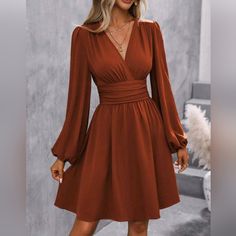 New Chic Ruched Waist Lantern Sleeve Dress * Long Sleeve * Flowy Lantern Style * Wrap V Neck * Ruched Wide Waistband * Smocked Stretch Waist Back * Flowy Flared A Line Skirt *Approximate Unstretched Measurements* Xs (2) * Bust 34" * Waist 25.25"(Up To 26") * Length 34.5" Small (4) * Bust 35.25" * Waist 26.75"(Up To 27.5") * Length 35.25" Medium (6) * Bust 37" * Waist 28.25"(Up To 29") * Length 36.25" Large (8/10) * Bust 39.25" * Waist 30.75"(Up To 31.5") * Length 37" Xl (12) * Bust 41.5" * Waist Cheap Flowy Red Midi Dress, Long Sleeve Homecoming Dresses Modest, Cheap Red Flowy Midi Dress, Cheap Stretch Dresses For Dress-up, Cheap V-neck Mini Dress For Fall, Burnt Orange Velvet Wrap Dress, Terracota Midi Prom Dress, Dress For Outside Fall Wedding, Burgandy Dresses For Fall