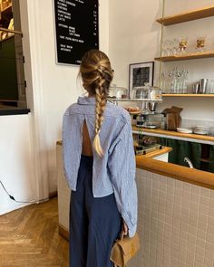 Classic Style Women Outfits, Coffee Shop Outfit, Fem Fits, Thrift List, Uni Fits, Outfit For Summer, Chique Outfit, True Spring, Clothing Wishlist