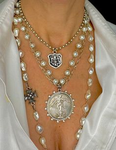 Aged Silver Fleur de Lis and Ball Chain Necklace – Fickle Fox Co Jewelry 2024, Vintage Jewelry Ideas, Inexpensive Jewelry, Layering Necklaces, Necklace Ideas, Vintage Inspired Jewelry, Bead Ideas, Cartier Tank, Casual Jewelry