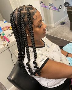 Large Bob Box Braids, Large Knotless Box Braids Short, Jumbo Bob Box Braids, Short Jumbo Braids, Short Jumbo Box Braids, 4 Box Braids, Cabello Afro Natural, Short Box Braids