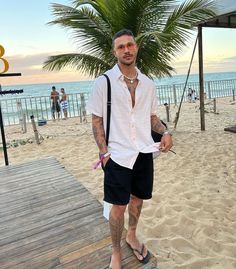 Resort Looks Outfits Men, Man Vacation Outfits Beach, Cancun Men’s Outfit, Men’s Island Outfit, Men Cancun Outfits, Caribbean Outfits Men, Island Outfit Ideas Men, Beach Wear Men Casual Summer Outfits, Aesthetic Beach Outfits Men