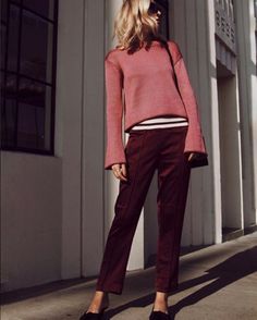 Burgundy Leggings Outfit, Burgundy Pants Outfit, December Outfits, Maroon Outfit, October Outfits, Snacks Easy, Burgundy Outfit, Burgundy Pants, Color Combinations For Clothes