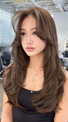 Trendy Hairstyles Brown Hair On Asian, Asian Hair Bangs, Asian Brown Hair, Hairstyle Asian, Elegant Braids, Asian Long Hair, Asian Haircut, Hair Style Korea, Themes Wedding