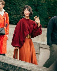 Orange Skirt, Park Shin Hye, Looks Chic, 가을 패션, Inspired Outfits, Skirt Design, Looks Style, Red Blouses, Mode Inspiration