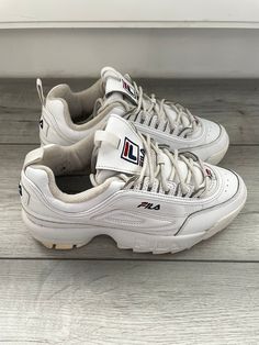 Fila Disruptor 2 White & Cream Size 5.5 UK Excellent condition Fila Shoes, Fila Chunky Sneakers, Chunky White Filas, Fila Disruptor, White Fila Sneakers, White Fila Platform Sneakers, Chunky White Sneakers, Fila White Sneakers, Fila Disruptors