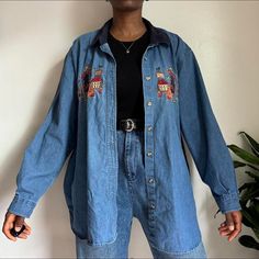 vintage oversized cottage button up long sleeves denim shirt  Size: 26W/28W  Fits model like a size L/XL Model is size S  Height 5'9 💛Please refer to measurements for accurate fit💛 Shoulder to shoulder: 21.5 Pit to pit: 29.5" Arm length unfolded: 24.5" Length: 32" Brand: Bobbie Brook Material: 100% Cotton  📌Please read shop policy📌 💕Please check last picture for minor flaws💕 💕Ask me any questions💕 #depop #flannelshirt #vintage #streetwear #vintage Vintage Denim Button-up Top In Relaxed Fit, Vintage Dark Wash Relaxed Fit Denim Top, Vintage Long Sleeve Denim Top For Fall, Vintage Blue Button-up Denim Top, Vintage Collared Relaxed Fit Denim Jacket, Vintage Relaxed Fit Collared Denim Jacket, Oversized Long Sleeve Medium Wash Denim Top, Vintage Button-up Denim Top, Vintage Button-up Denim Top For Fall