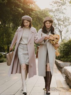 Japan Ootd Spring Street Styles, Japan Autumn Outfit Ideas, Fall Japan Outfit, Japan Autumn Outfit Women, Fall Outfits Japan, Japan Fall Fashion, Japan Outfit Ideas Spring, Korea Fashion Winter, Japan Spring Outfit