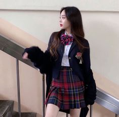 Korean Uniform School, Uniform Outfits, Ig Girls, Girls In Mini Skirts, Closet Fashion, School Fashion