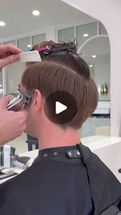 Boys Middle Part Haircut, Mens Hair Styles Medium, How To Cut Mens Hair, Men Haircut Styles Short, Boy Short Haircut, Men Medium Hairstyles, Cut Hair Men, Boys Medium Length Haircut, Middle Part Haircut