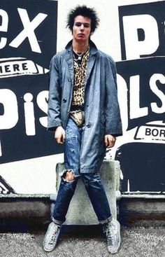 90s Punk Fashion Men, Punk 70s Fashion, 70s Punk Fashion, 1980s Punk Fashion, British Punk Fashion, 90s Punk Fashion, Punk Fashion Men, Vintage Punk Fashion, Punks 70s