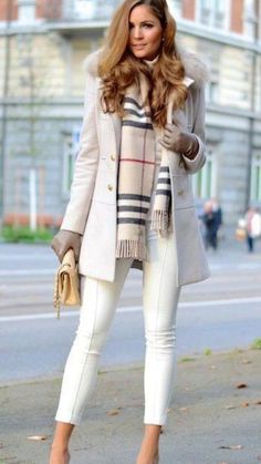 White Blazer Outfits, Classy Outfit Ideas, Outfit Ideas For Women, Blazer Outfits, Classy Women, Mode Vintage, Business Outfits, Mode Inspiration