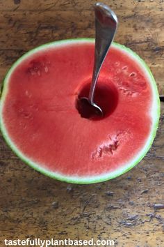 Half of a small seedless watermelon. Watermelon Snack, Plant Based Snacks, Fruit Snack, Perfect Plants, Fruit Snacks, Vegan Snacks, Base Foods, Healthy Plants, Plant Based Recipes