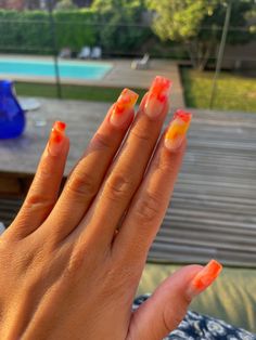 Nails Luna, Almond Acrylic Nails Designs, Gel Acrylic Nails, Subtle Nails, Goth Nails, Orange Nails