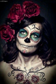 #México #Catrina #RojoYAqua Catrina Makeup, Rosé Halloween, Halloween Make-up Looks, Sugar Skull Artwork