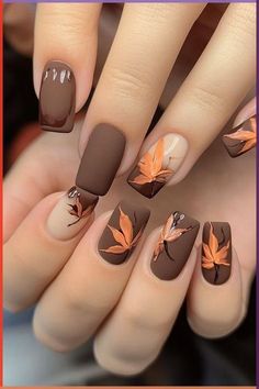 Nail Design With Leaves, Fall Nails Cute Design, November Toe Nails Designs, Leaf Fall Nails, Autumn Nails 2024 Trend, Nails Acrylic Winter Colors, Short Cute Fall Nails, Nov Nail Designs, Autumn Design Nails