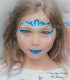 Cinderella Face Paint, Mermaid Face Paint Kids Easy, Frozen Face Paint, Elsa Makeup, Mermaid Face Paint, Elsa Face, Princess Face Painting, Disney Princess Makeup, Christmas Face Painting