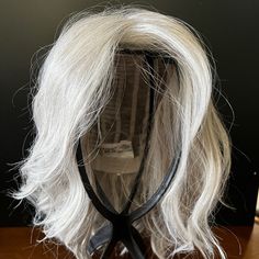 Tl/56/60 Silver Wig. New-Never Worn Retail Price $279 Silver Wig, Silver Wigs, White Wig, Wig Color, Raquel Welch, Wig Hairstyles, Over 50, Womens Hairstyles, Wigs