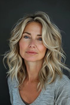 40 Hairstyles 50 Year Old Women Will Find Chic and Stylish 45 Wavy Lob Hairstyles, Hairstyles 50 Year Old Women, 50 Year Old Hairstyles, 40 Hairstyles, Lob Hairstyles, Long Bob With Bangs, Classic Updo, Old Hairstyles, Wavy Lob