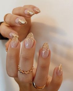 Colorful Nails, New Year's Nails, Xmas Nails, Short Acrylic Nails, Nail Arts, Chrome Nails, Gold Nails