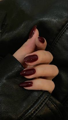 #nails #cherryred #cherry #darkrednails #aesthetic Red Summer Nails, Kutek Disney, Dark Red Nails, Wine Nails, Cherry Nails, Nagel Tips, Smink Inspiration, Makijaż Smokey Eye, Thanksgiving Nails