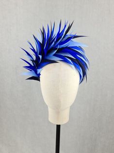 Mad Hat, Feather Fascinator, Feather Fascinators, Hat Box, Hat Designs, All Design, Shades Of Blue, Fascinator, Halo