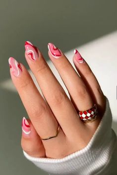 39 January Nails To Kick Off the New Year with a Bang! Raspberry Nails, Disneyland Nails, Pink Tip Nails, Art Hacks, February Nails, Nail Designs Valentines, Casual Nails, Pink Nail Designs