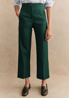 High-waisted trousers;7/8th length;Slightly flared wide leg;Front and back welt pockets;Concealed front zip and button fastening;Inside leg length 68 cm / 26.8 in (for a 36) Work Trousers Women, Women Professional Attire, Green Dress Pants, Lifestyle Dresses, Cropped Wide Leg Trousers, Crop Trousers, Smart Casual Wardrobe, Smart Casual Women, Work Pants Women