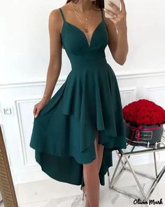 Olivia Mark - Vestido de noche asimétrico con escote en V e inserción de malla Asymmetrical Evening Dress, Asymmetrical Prom Dress, Lingerie Design, Trend Fashion, Cami Dress, Women's Fashion Dresses, Green Dress, Evening Dress, Chic Outfits