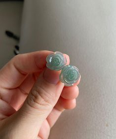 🌈 Jadeite Jade Earrings, Light Green 🌷 Untreated Natural Jadeite/ Grade A Jade 🌷 Jade from Myanmar/ Burma 🌷 100% handmade carving 🌷 Dimensions : ~13.4 x 13.4 x 5mm (jade only) 🌷 Color : Light Green 🌷 Free standard shipping from Hong Kong with tracking included 🌷 Take approximately 7-21 days to arrive worldwide ❤️ In Chinese Culture:  Young people wear jade pendant will have a prosperous life, attracts good luck and friendship  Old people wear jade pendant will have a healthy life & longevity as well as bring harmony  Young women wear jade pendant will increases love and nurturing, get the children they want and maintain good marriage Jade Accessories, Jewelry Flower, Jade Bangle, Jade Earrings, Gemstones Jewelry, Good Marriage, Jade Pendant, Chinese Culture, 21 Days