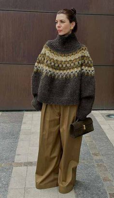 Norwegian Sweater, Nordic Sweater, Style Inspiration Winter, Fashion Victim, Fair Isle Sweater, Knit Fashion, Sweater Pattern, Knitting Inspiration