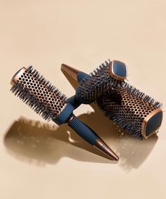 Hair Brush For Blow Drying #hairmakeupdiary #HairBrush Make Hair Grow, Tight Curls, Wet Brush, New Best Friend, Start A Blog, Dream Hair, Face Shape, How To Make Hair