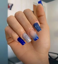 Lista 95+ Foto Uñas De Gel En Tonos Azules Mirada Tensa Rose Nails, Uñas Acrilicas, Dark Heart, Nail Designs Spring, Gel Color, French Nails, Spring Nails, The Little Mermaid, Manicure