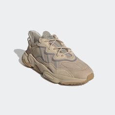 Adidas OZWEEGO ‘Pale Nude’ Ozweego Outfit Women, Ozweego Adidas, Adidas Originals Ozweego, Adidas Ozweego, Beige Outfit, Shoes Stand, Stylish Wardrobe, Send Money, Hype Shoes