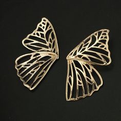 Fly with confidence with these amazing butterfly wings. Wear with a pulled-back pony tail for max effect! Gold and Silver plated zinc casting. Post back. 3" long Butterfly Cocoon, Butterfly Earrings Gold, Butterfly Wing Earrings, Butterfly Earrings Stud, Jewelry Model, Butterfly Jewelry, Wing Earrings, Geometric Pendant, Gold Butterfly