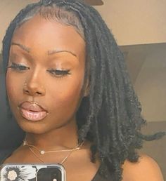 Locs Middle Part, Beautiful Hair Accessories, Curly Hair Women, Dread Hairstyles, Locs Hairstyles, Twist Hairstyles, Aesthetic Hair, Black Girls Hairstyles, Diy Hairstyles