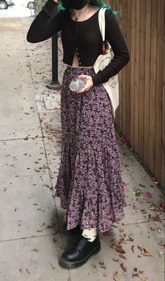 Professional But Casual Outfits Women, Long Black Skirt Outfit Business Casual, Long Skirt Outfits Whimsigoth, Whimsigothic Shoes, Long Floral Dress With Boots, Casual Magic Aesthetic, Romantic Fashion Style Edgy, Indie Comfy Outfits, Long Skirt Whimsigothic