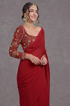 Red Sarees Party Wear, Hot Red Saree Party Wear, Blouse Styles For Saree, Red Full Sleeve Blouse, Full Hand Blouse Designs For Saree, Modern Saree Look For Wedding, Red Saree Look Modern, Full Hands Blouse Designs, Saree Styles Modern