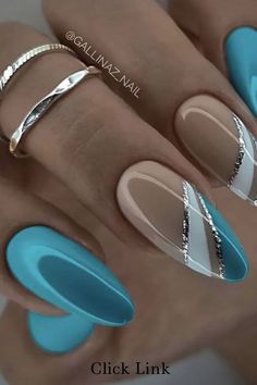 O Curso Escola Designer de Unhas é 100% online, ou seja, você pode assistir de onde estiver e na hora que desejar. Então click agora mesmo no link, e confira todo o conteúdo do curso unhas decoradas / unhas bonitas / unhas de gel inspiração / unhas gel / unha elegante / naildesigner / escola nail designer / tudo de unhas Turquoise Nails, Fancy Nails Designs, Stylish Nails Designs, Pretty Nail Art Designs, Trendy Nail Art, Pretty Nail Art, Classy Nails, Fancy Nails, Chic Nails