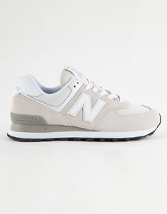 Trendy Shoes New Balance, Good Everyday Shoes, Cute Everyday Shoes For Women, Shoes Aesthetic New Balance, New Balance Shoes 574 Grey, Shoe Game For Women, New Balence Shoes, Women’s New Balance Outfit, 574 New Balance Women Outfit