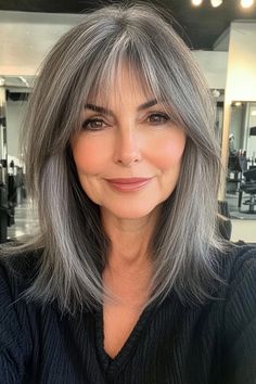 26 Gorgeous Salt and Pepper Bob Ideas - Flo's Blog Women Over 50 With Bangs, Salt And Pepper Hair Over 50, Grey Hair Long Bob, Long Grey Hair Over 50, Silver Hair Bob, Gray Hair With Bangs, Grey Hair For Warm Skin Tones, Long Grey Hair, Shoulder Length Haircuts For Fine Hair