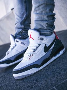 Nike Air Jordan 3 NRG Tinker - 2018 (by b3nni801) Sneakers Nike Jordan, Nike Air Jordan 3, Jordan Shoes Girls, Jordan Shoes Retro, Custom Nike Shoes, Shoes Sneakers Jordans, Streetwear Mode, Nike Shoes Jordans, Nike Air Shoes