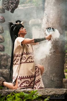 Mayan Clothing, Xcaret Park, Moon Rain, Maya Civilization, Aztec Culture, Inca Empire, Mayan Art, Mayan Culture, Aztec Warrior