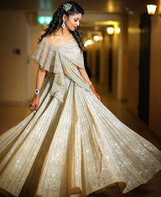 Designer Dresses Couture, Wedding Dresses Vintage Princess, Designer Bridal Lehenga Choli, Desi Wedding Dresses, Indian Outfits Lehenga, Lehnga Dress, Bridal Lehengas