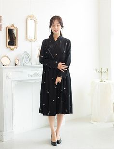 Modern Hanbok Hanbok Korean Outfit Korean Traditional Clothes Hanbok Dress Modern, Black Dresses For Women, Hanbok Dress, Modern Hanbok, Outfit Korean, Latest Fashion Dresses, Dress Modern, Traditional Clothes, Korean Traditional