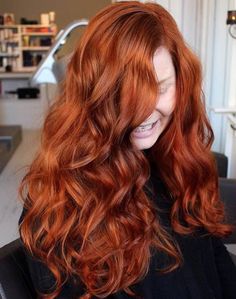 Woman With Red Hair, Copper Red Hair, Shades Of Red Hair, Ginger Hair Color, Copper Hair Color, Long Red Hair, Super Hair, Have Inspiration, Trendy Hair Color