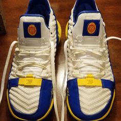 Men's Nike Lebron James Xvi Laker Superman" Super Bron" Basketball Shoes Sz.7.5 Cd2451-100 Excellent Condition Color: Yellow/Blue/White Mens Nike Shoes, Nike Lebron, Lebron James, Men's Nike, Yellow Blue, Basketball Shoes, Superman, Nike Men, Nike Shoes