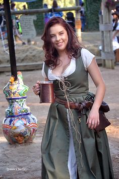 Texas Renaissance Festival 2016 Medieval Herbalist Outfit, Fitted Prairie Dress For Larp And Medieval Festivals, Fitted Peasant Dresses For Larp, Rennaisance Outfits, Medieval Style Linen Dress For Larp, Medieval Peasant Girl, Peasant Costume, Ren Faire Outfits, Ren Faire Costume