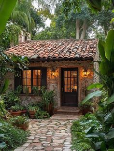 Shabby Chic Patio, Spanish Style Architecture, Casas Coloniales, Backyard Sheds, Natural Building, Spanish Style, Little House