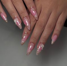 Pink Flower Nails, Birthday Nail, Cute Pink Nails, Nails Gel Nails, Airbrush Nails, Pink Gel, Girly Acrylic Nails, Almond Nails Designs, Pink Acrylic Nails